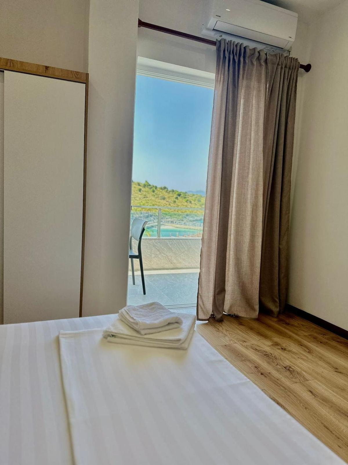 Apartaments Rraku Saranda Zewnętrze zdjęcie