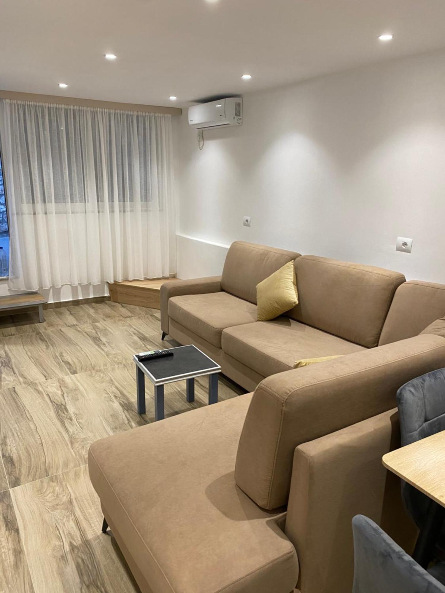 Apartaments Rraku Saranda Zewnętrze zdjęcie