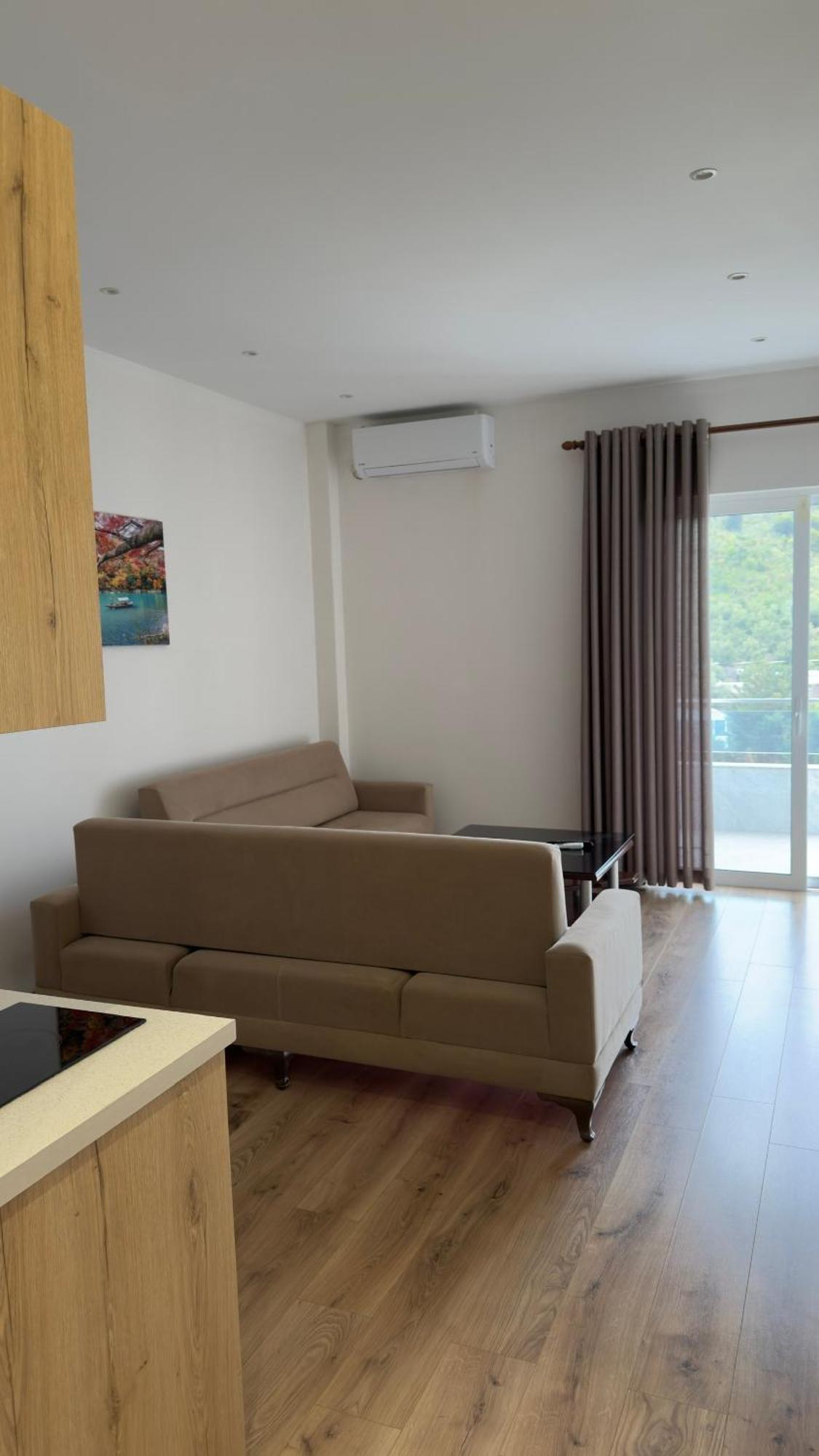 Apartaments Rraku Saranda Zewnętrze zdjęcie
